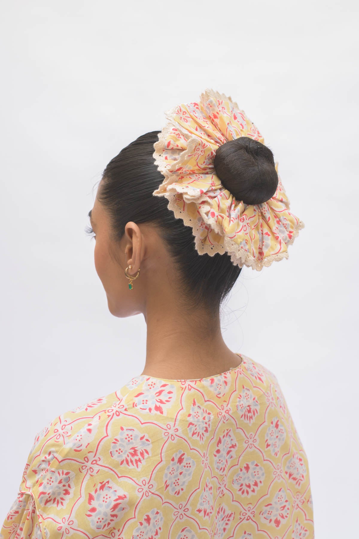 SCRUNCHIE