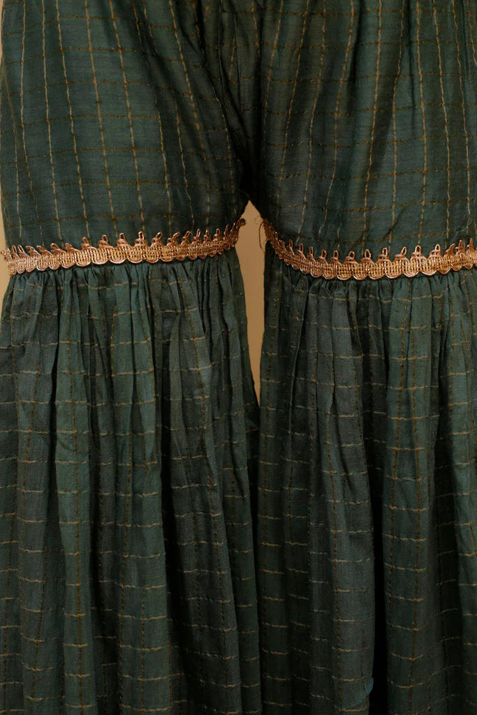 TISSUE EMERALD SHARARA