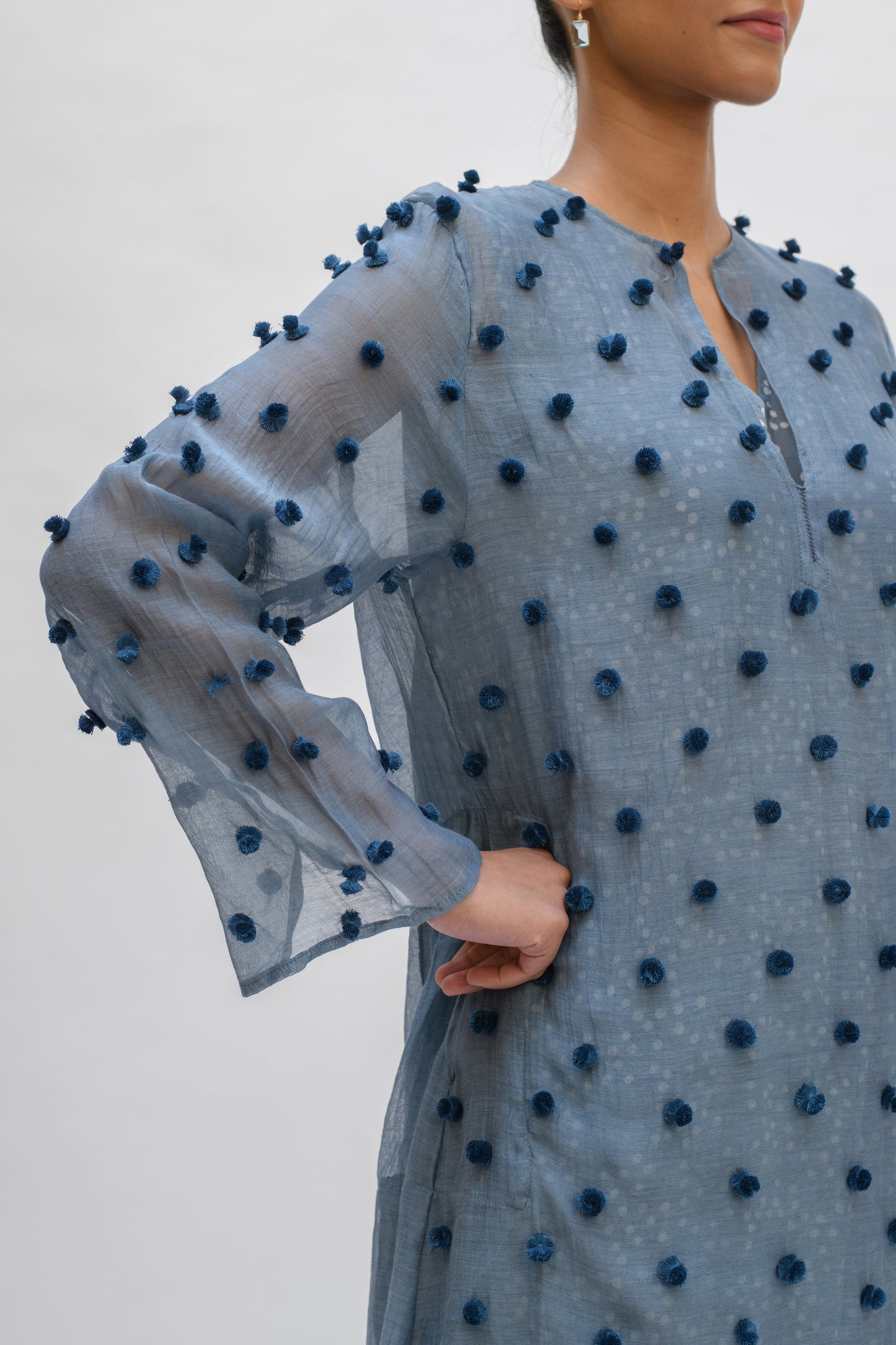 MUNMUN BLUE