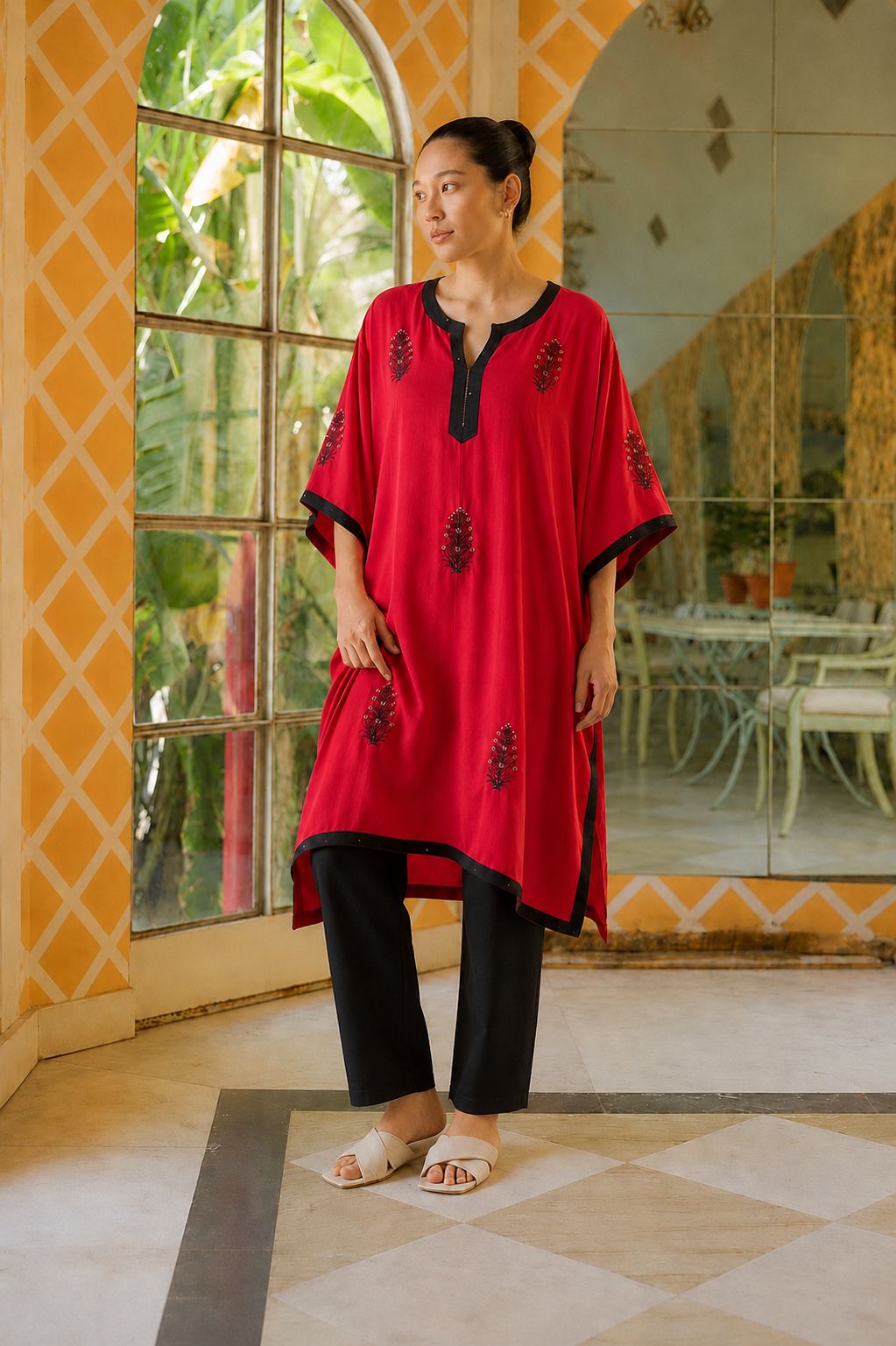 LES FLEURS BLEUES RED KAFTAN SET (SET OF 2)