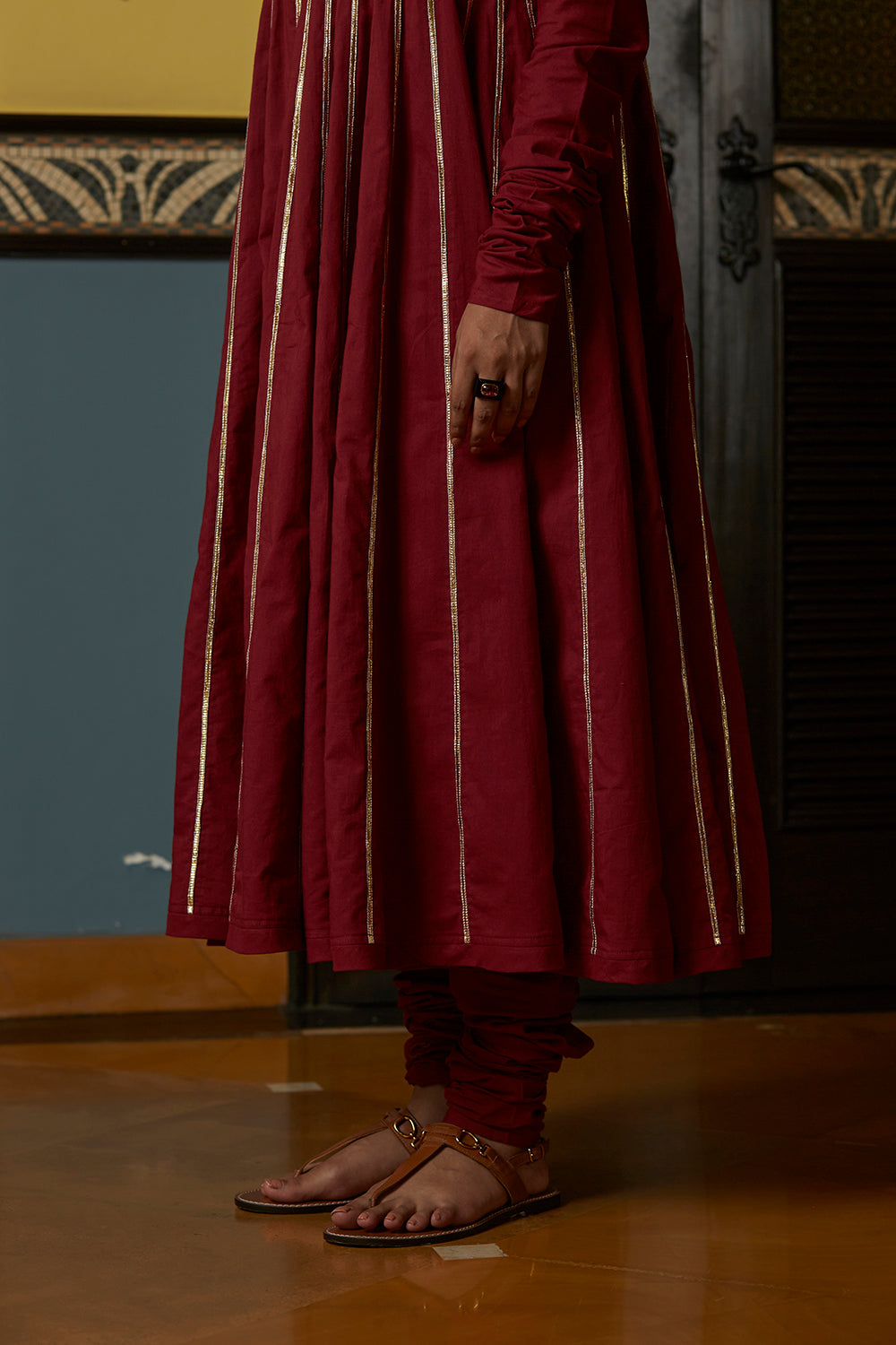 ZAAIYAAN