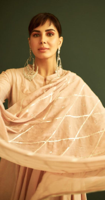 Kriti in Sada Bahar