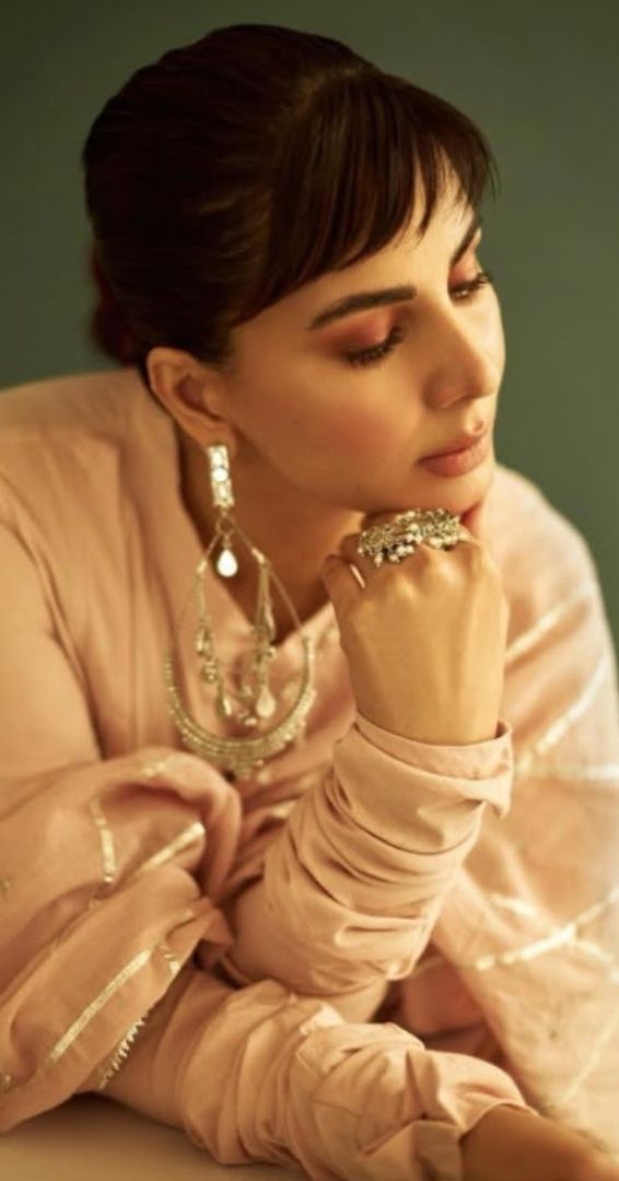 Kriti in Sada Bahar