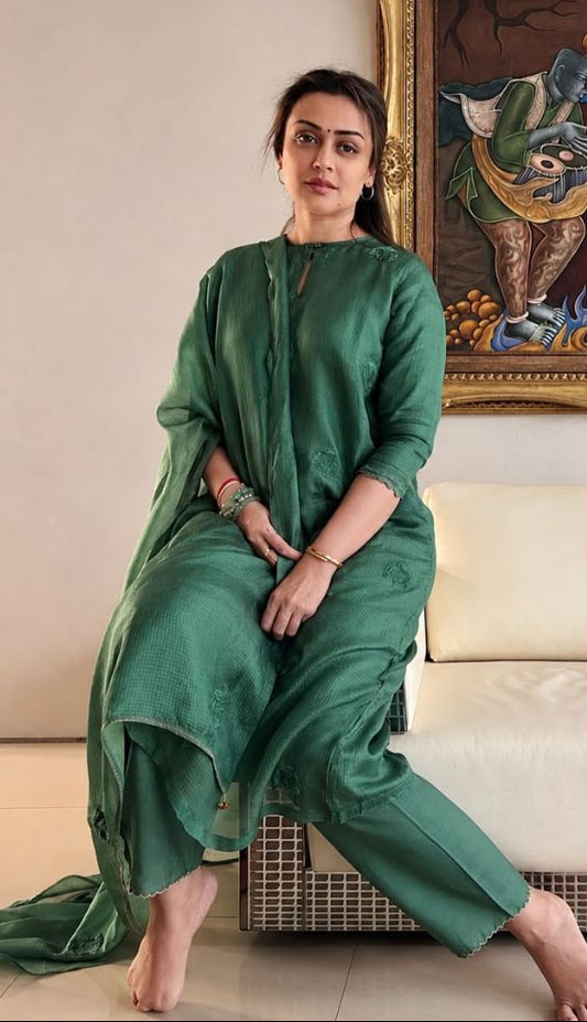 Namrata in Zenisha