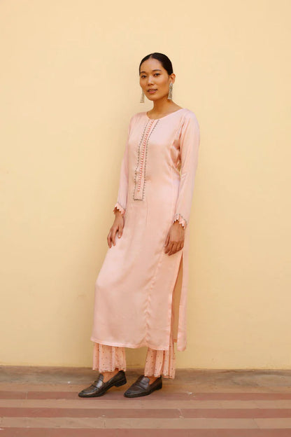 SALMON PINK GHUNDI