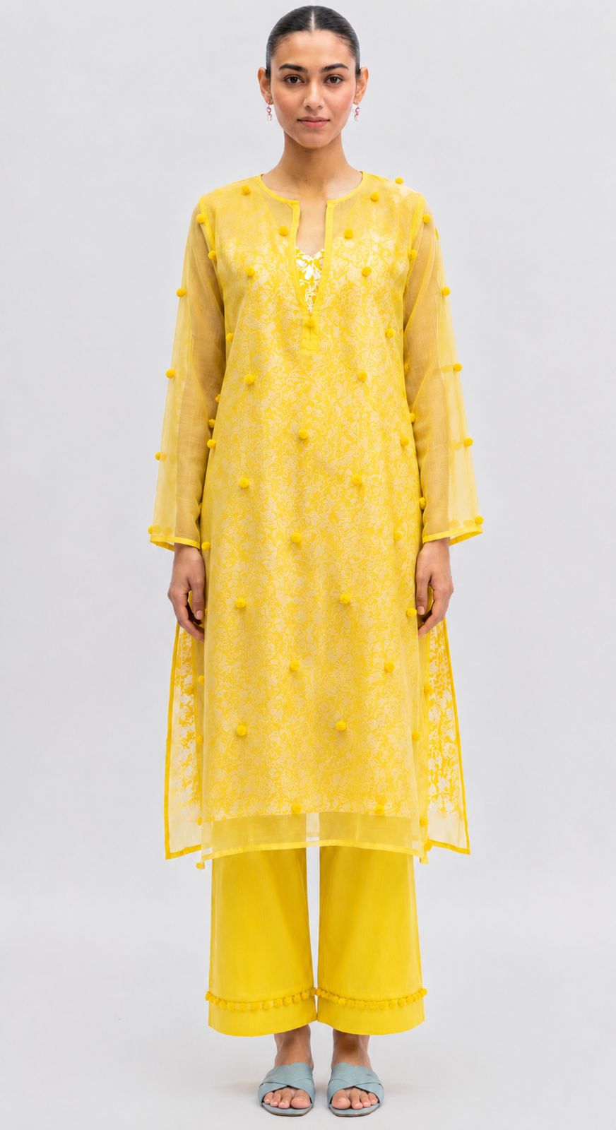 MUNMUN YELLOW