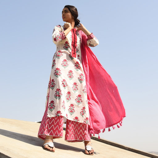 MORMUKUT (Kurta/Dress-Pink) - Tokree Shop Jaipur